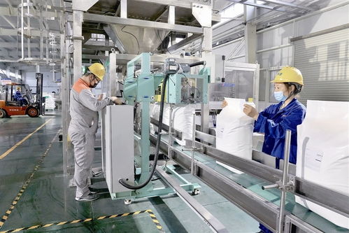 戴好口罩抓生產(chǎn) 全力以赴穩(wěn)增長 記者實(shí)地探訪部分企業(yè)如何防疫生產(chǎn)兩不誤